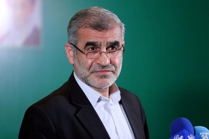 نیکزاد: بایدگفت که بخش زیادی از دریافتی دفاتر به خزانه واریز می شود و درآمد دفتر اسناد رسمی نیست